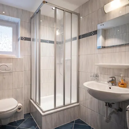 Laura Майргофен