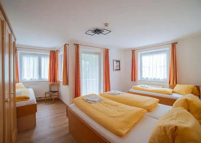 Laura Майргофен